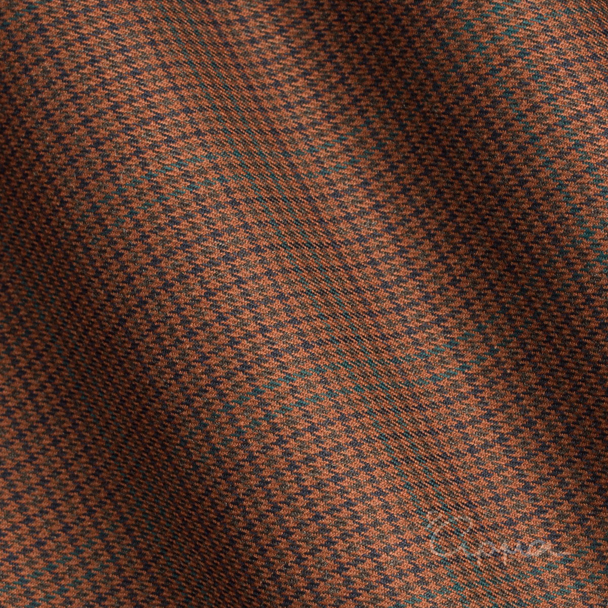 ALL WOOL FABRIC - PUPPY TOOTH PATTERN - ORANGE, CINNAMON, GREEN COLOR - HOLLAND AND SHERRY