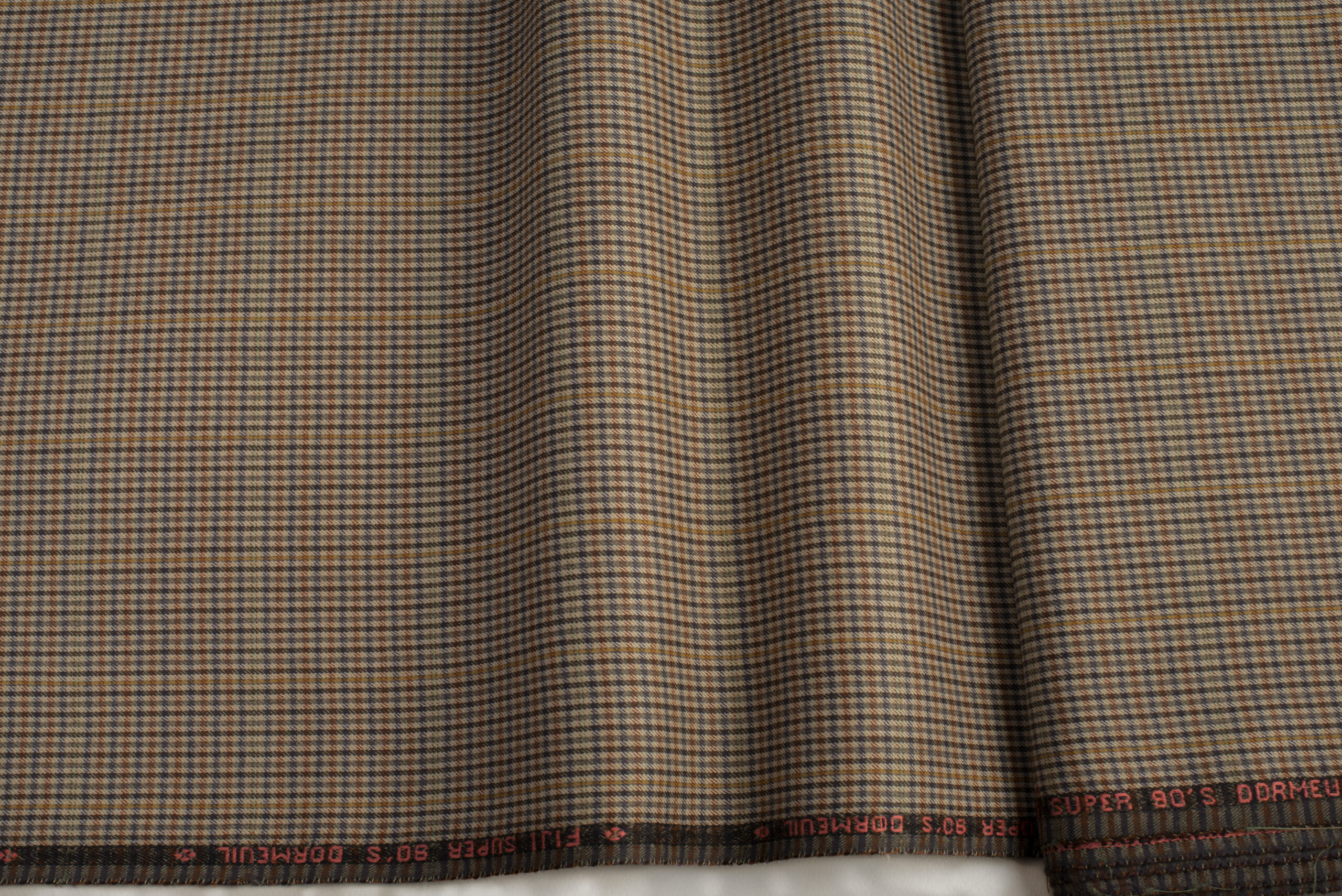 olomallo-yfasma-agglias-mpez-kaneli-prasino-mple-gkri-chroma-petit-karo-overcheck-motiba