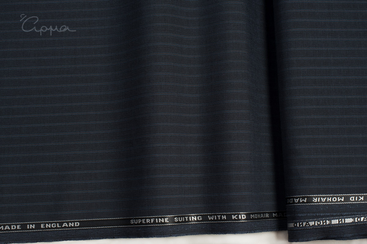 malli-mohair-yfasma-agglia-gkri-mple-kokkino-mple-raf-chroma-rige-motibo