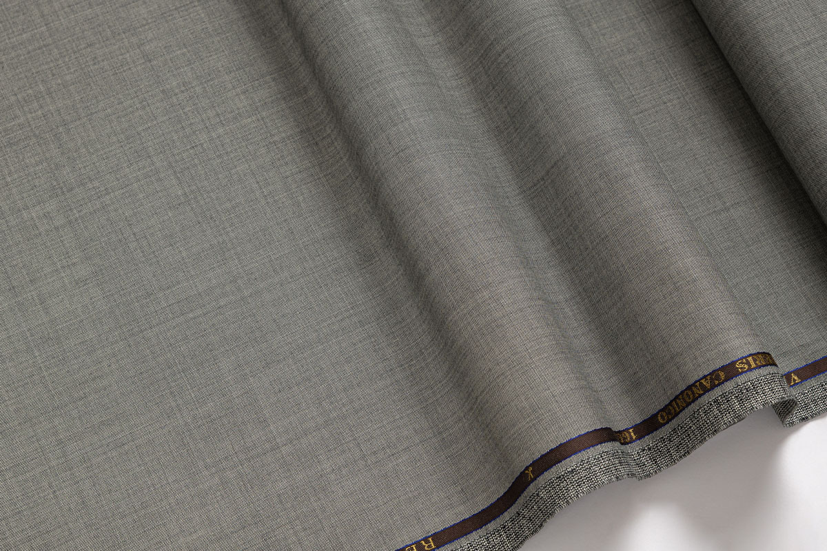 super-150s-yfasma-gkri-anoixto-chroma-fil-a-fil-vitale-barberis-canonico
